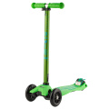 Tříkolečková koloběžka pro větší děti Micro Maxi DeLuxe Green