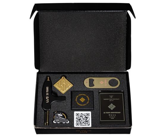 25 Years USD Anniversary Box 64mm ringsize