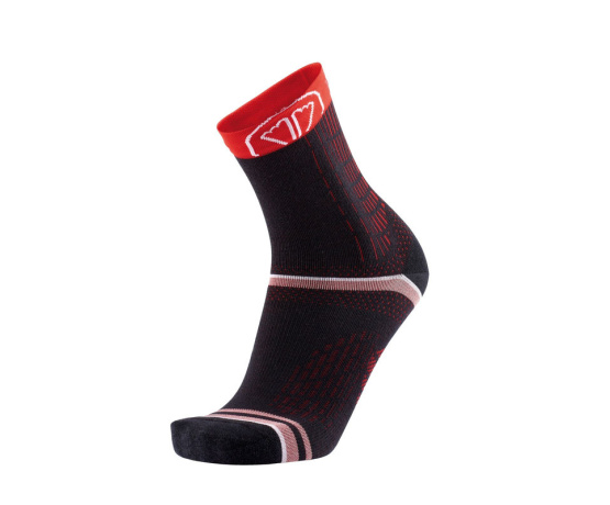 Winter Run Black/Red