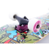 Tempish Crazzy skateboard s barevnými trucky